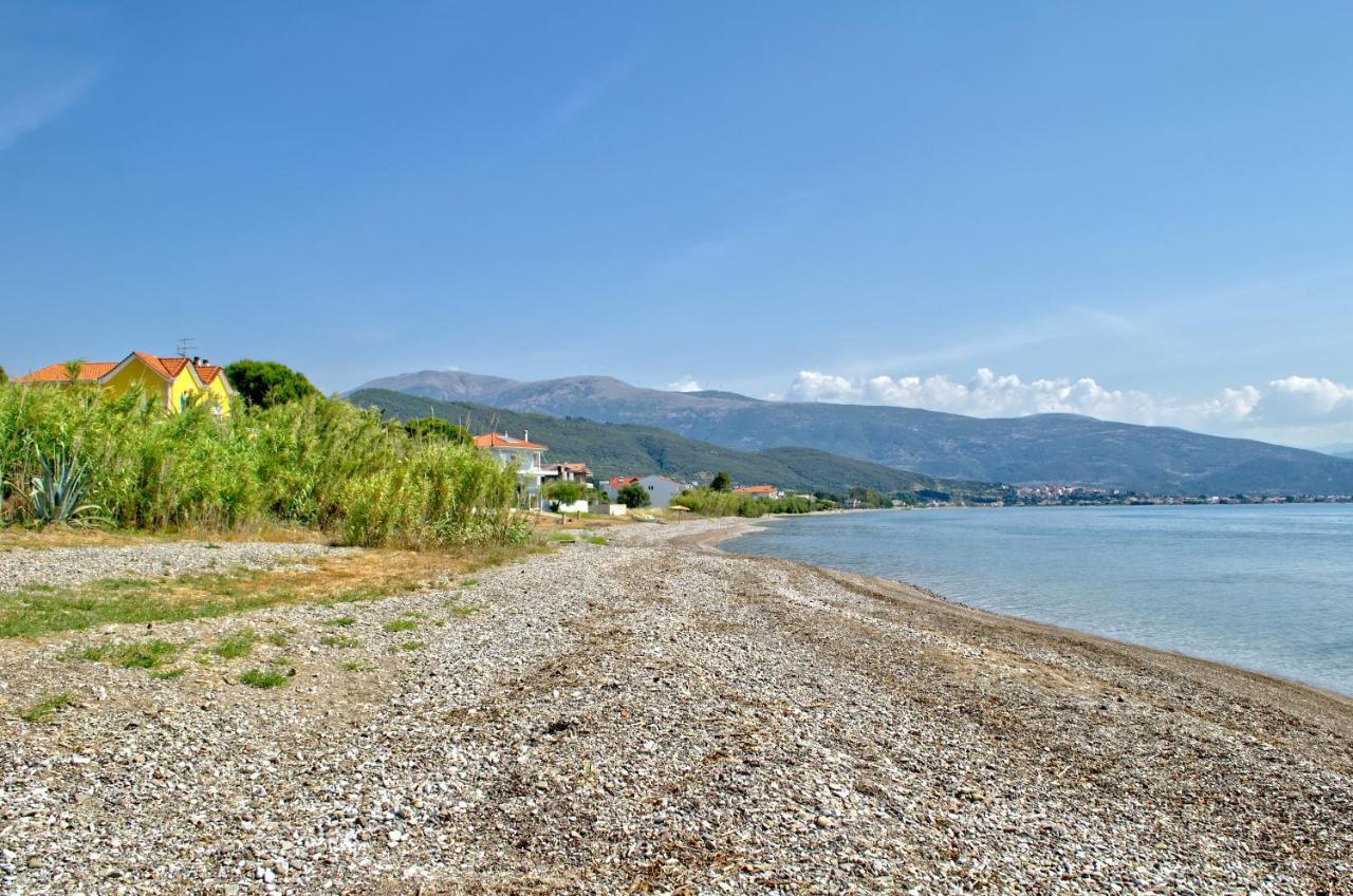 Epipleon Luxury Suites -104- Δωμάτιο 35Τμ Με Βεράντα 35Τμ Μπροστά Στη Θάλασσα Návpaktos Eksteriør bilde